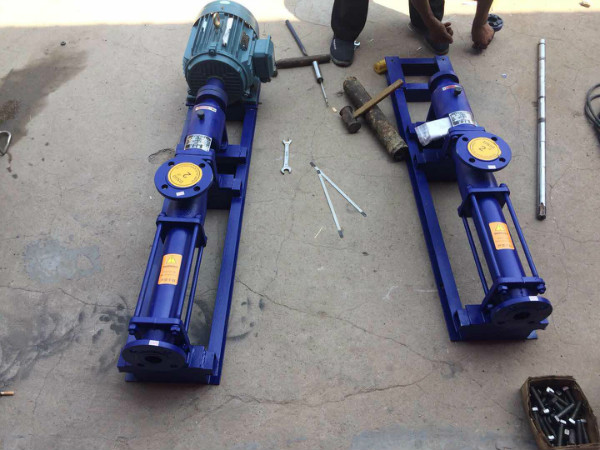 西安潛(qián)水泵 西安(an)潛水泵(beng)